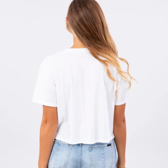 🌴🔆ROP CURL- ALOHA ALWAYS CROP TOP🔆🌴 - Picture 6 of 9